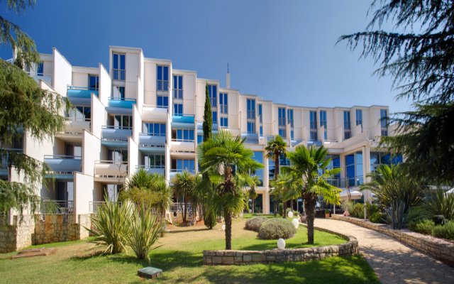 Valamar Crystal Hotel