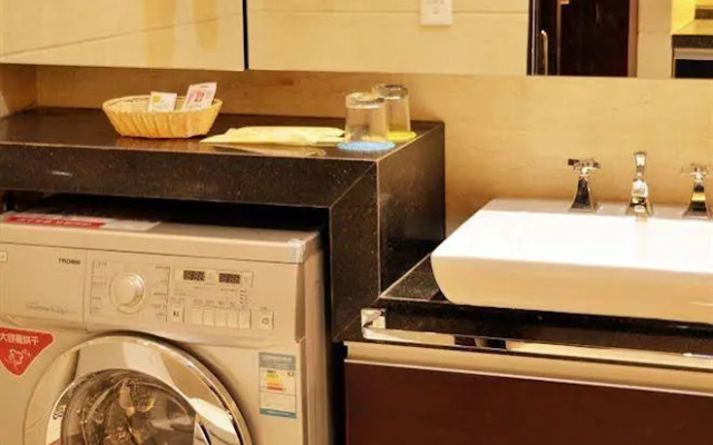 CQ Apartment Xingguang Branch