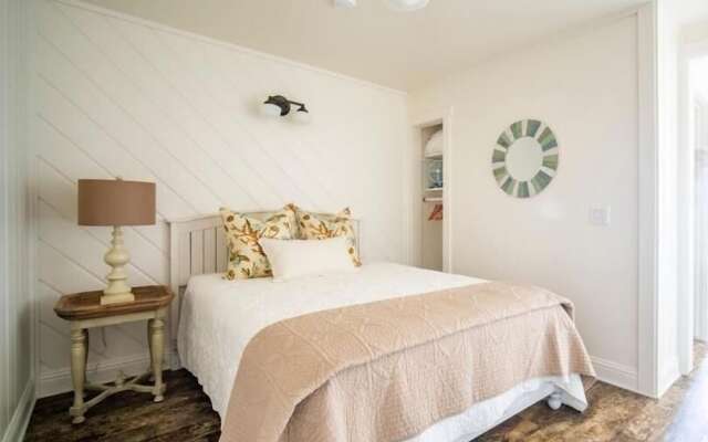 Bandon Marina Inn