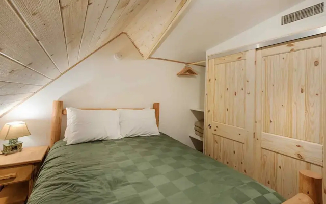 Brundage Bungalows