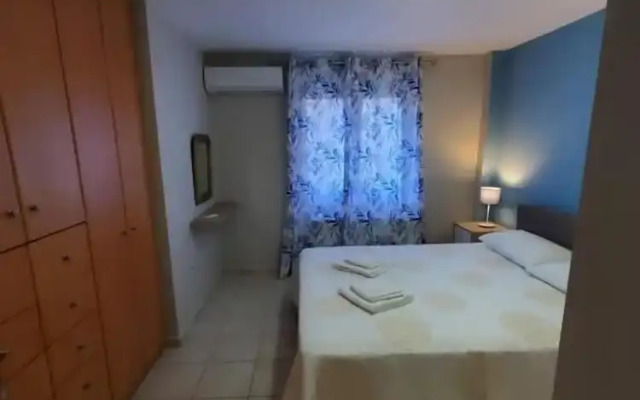 Sior Dionysios Apartments