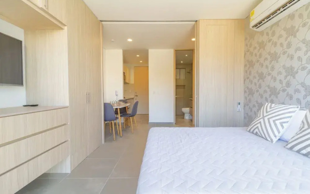 Salguero Suites By HostPro