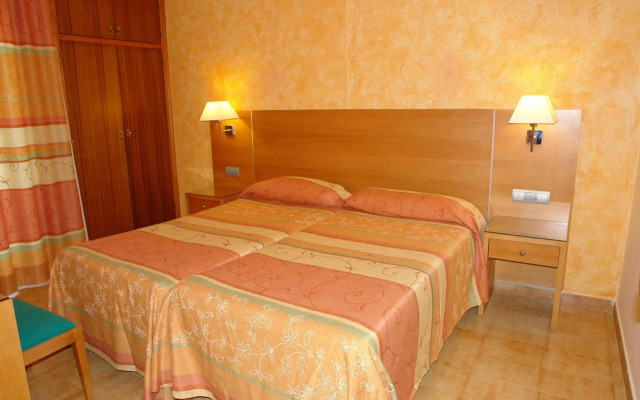 Balansat Torremar Apartments