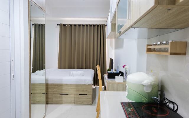 Elegant Studio Apartment at Springwood Residence
