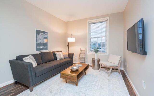 Mint House Nashville - Hillsboro Village