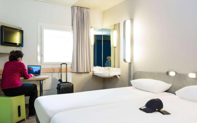 ibis budget Paris Porte de Montmartre Hotel