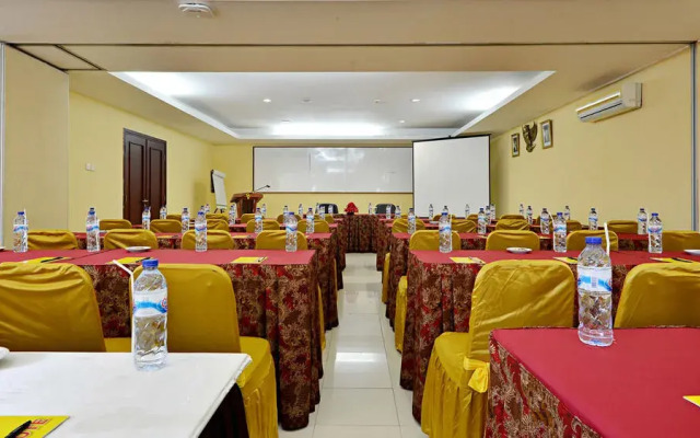 ZEN Rooms Cipayung KM 71