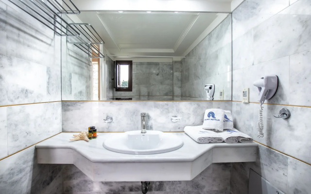 Anais Collection Hotels & Suites