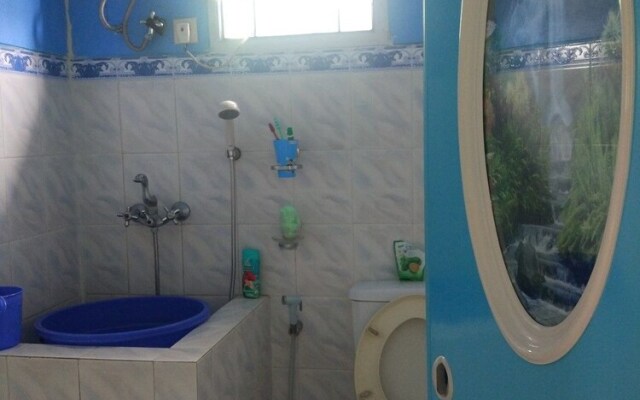 Villa Abdi Cipanas with Swimming Pool