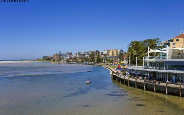 Waterfront Unit, Unit 3