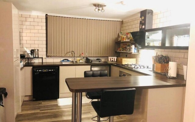 Lovely 4BD House in Newcastle on Tyne