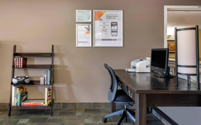 Quality Inn & Suites Quispamsis