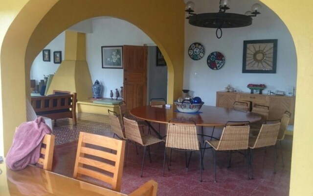 LA Casa MÁS Bonita DE Teques - 30 Personas