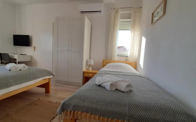 Posteja Rooms