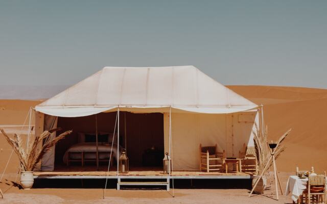Umnya Dune Camp