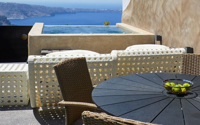 Luxury Villa Blue Dome Santorini
