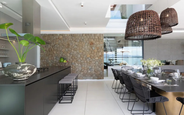 Kerem Luxury Beachfront Villas