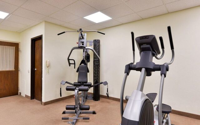 Country Inn & Suites by Radisson, Pierre, SD
