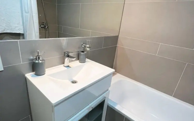 RentUp - Moderno monoambiente con balcón en Almagro