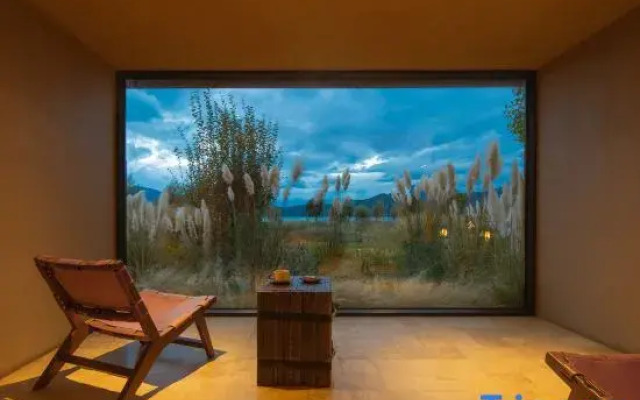 Xiaoman | Mountain Sea View · Lakeside Vacation Apartment (Lugu Lake Puluo Pier)