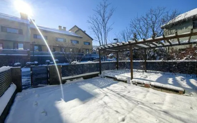 Xunjian・Xueshijian | The Beauty of The East Villa (Songhua Lake Ski Resort Branch)