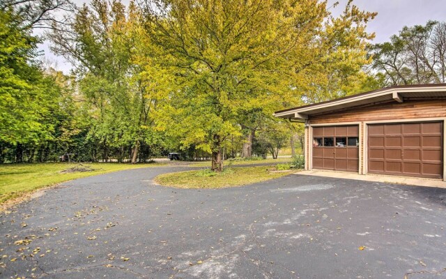 Chic Fox River Grove Home w/ Great Location!