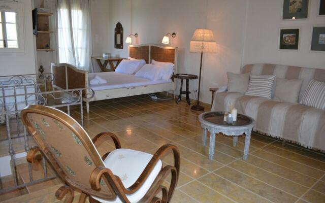 Alekos Beach Houses - Natura Verde