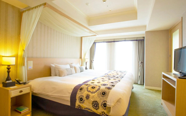 Kumamoto Hotel Castle