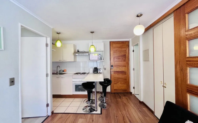 Urban Yard Bus Terminal Home Office Pool Wifi