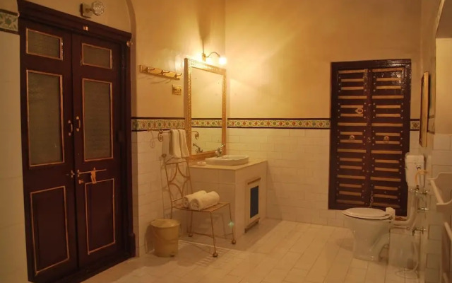Hotel Bhairon Vilas