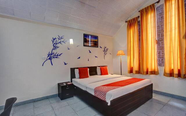 OYO 4641 The Sangh Gunny