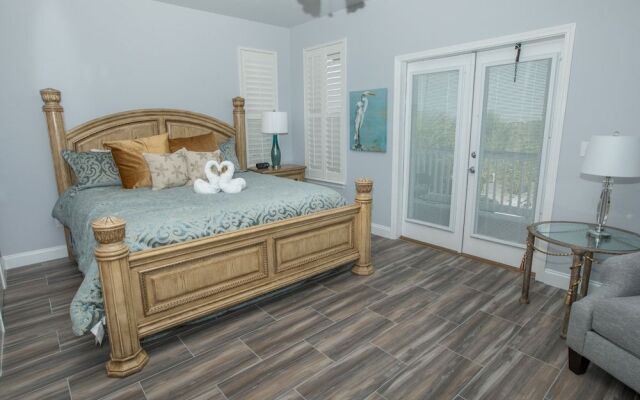 Joe's Dream 3 Bedroom Home by RedAwning