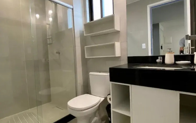 Flat a 120 metros das Piscinas Naturais