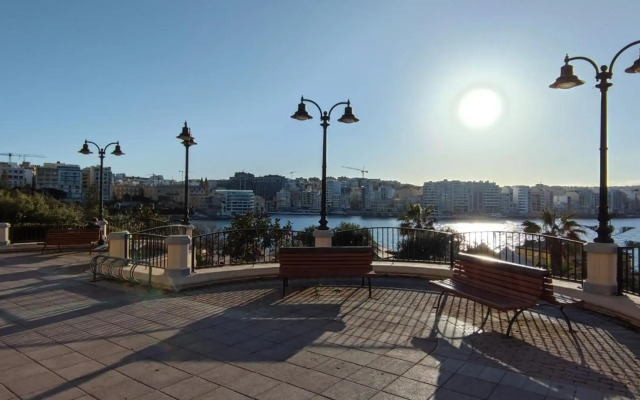 Depiro Point Sliema Luxury Apartment