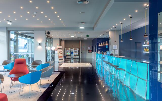 Holiday Inn Express Lisbon - Alfragide by IHG