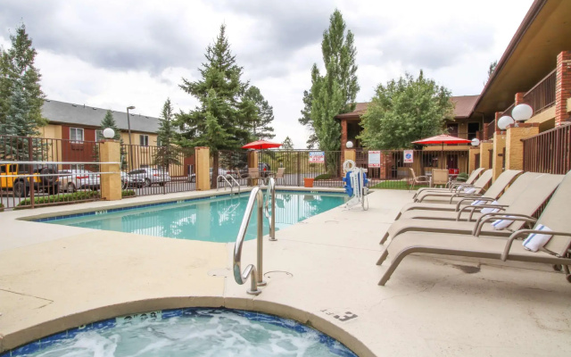 GreenTree Inn Flagstaff