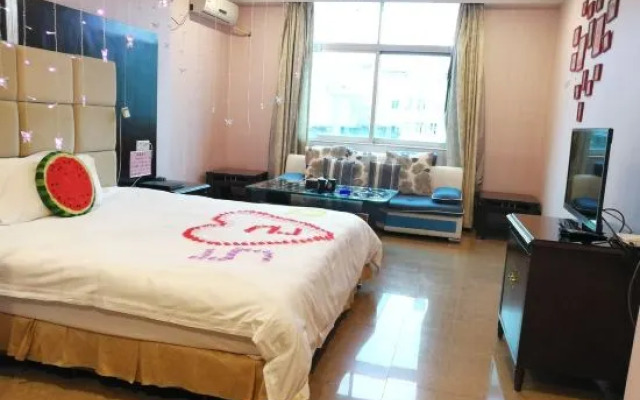 Jinhuang Theme Hotel