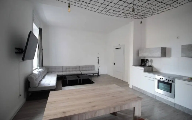 Geräumiger Altbau für große Gruppen