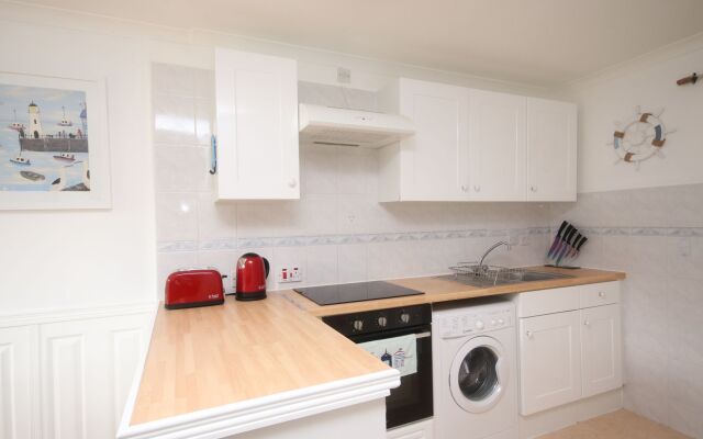 7C Medmerry Park 2 Bedroom Chalet