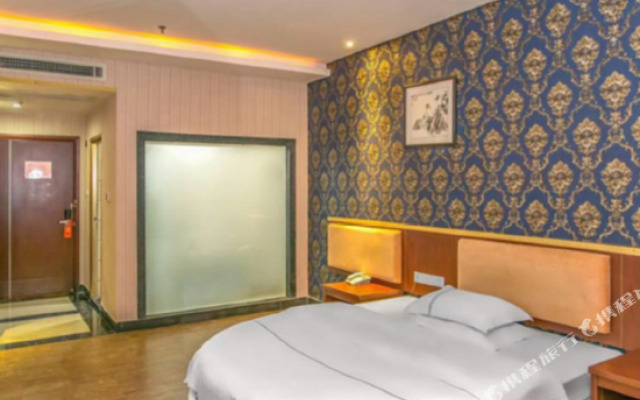 Foshan Yuejun Holiday Hotel