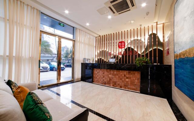 Elan Inn Chengdu Huapaifang Metro Station