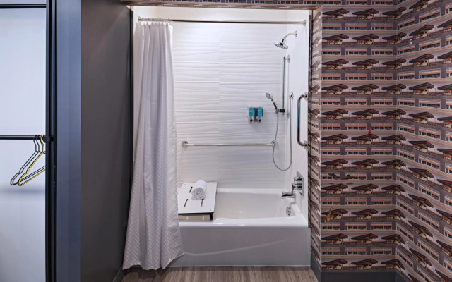 Aloft Little Rock West