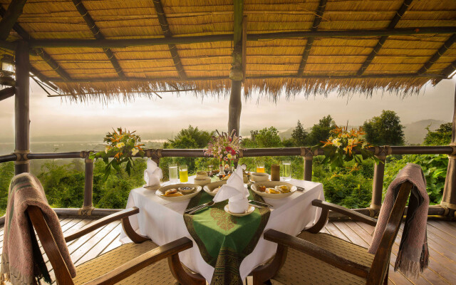 Four Seasons Tented Camp Golden Triangle