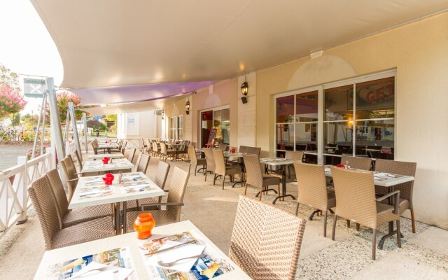 Castel Parc De Fierbois