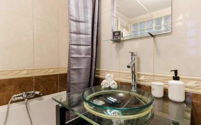 I30 Studio Apartment In Central Location.