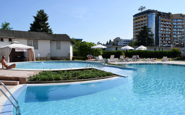 Balaton Hotel