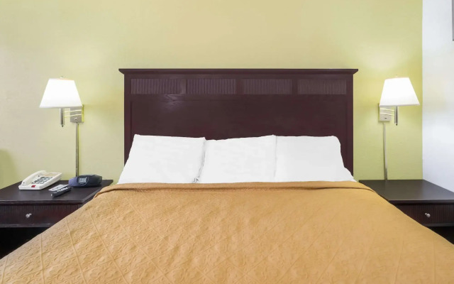 Knights Inn Chattanooga