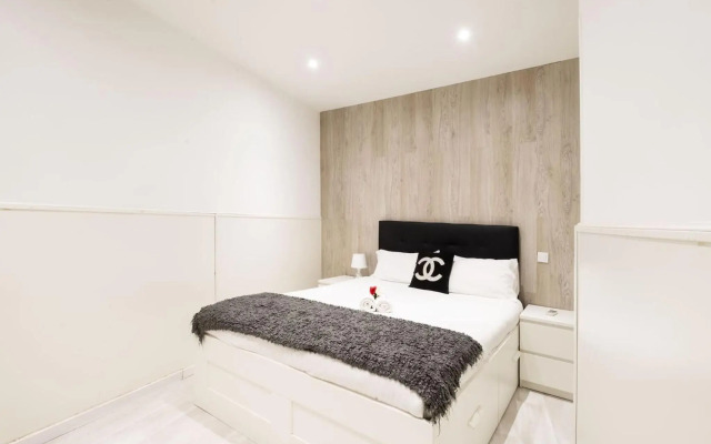 Apartamentos Day Madrid MOLINO Centro Gran Via Sol Malasaña