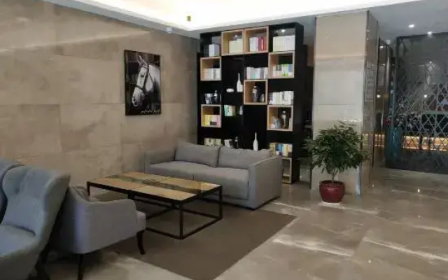 Free Living Hotel