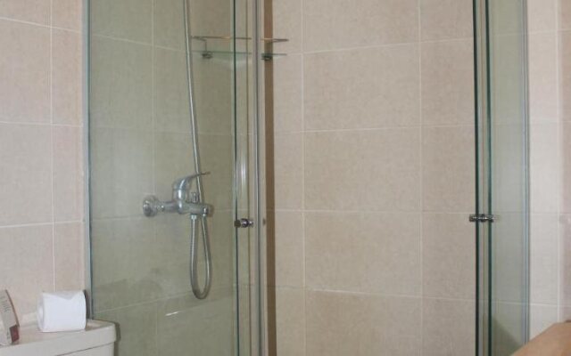 Hotel Genoves